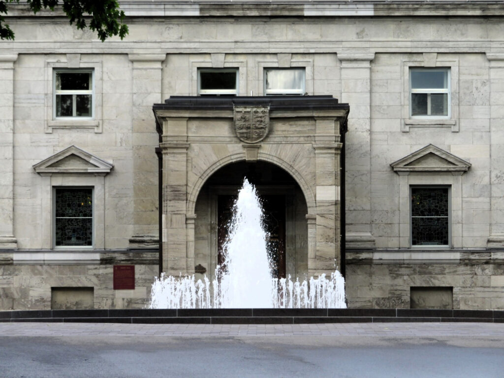 Porte et jeu d’eau
de François Lachapelle - 10 votes